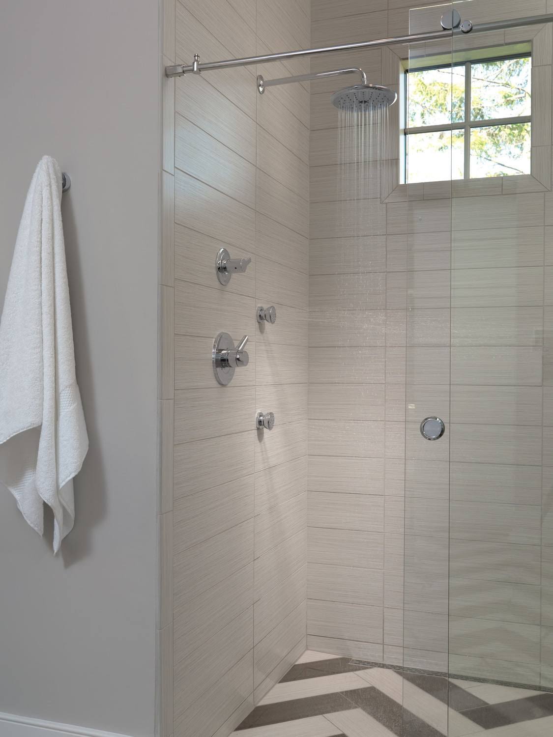 Polished Brass Single-Setting Shower Head O358044