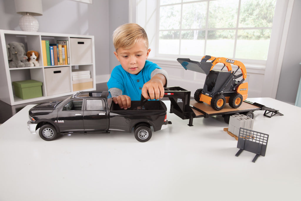 1:16 Scale Ram 3500 with Gooseneck Trailer and Case Construction SV280 Skid Steer P4516