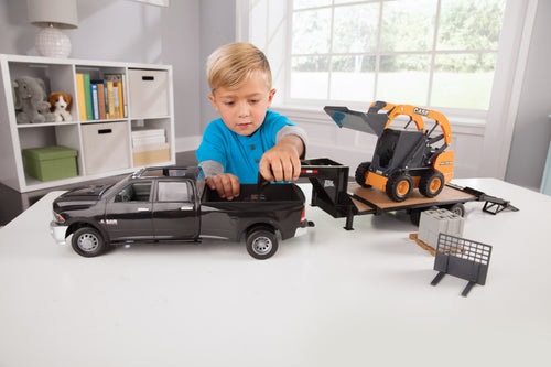 1:16 Scale Ram 3500 with Gooseneck Trailer and Case Construction SV280 Skid Steer P4516