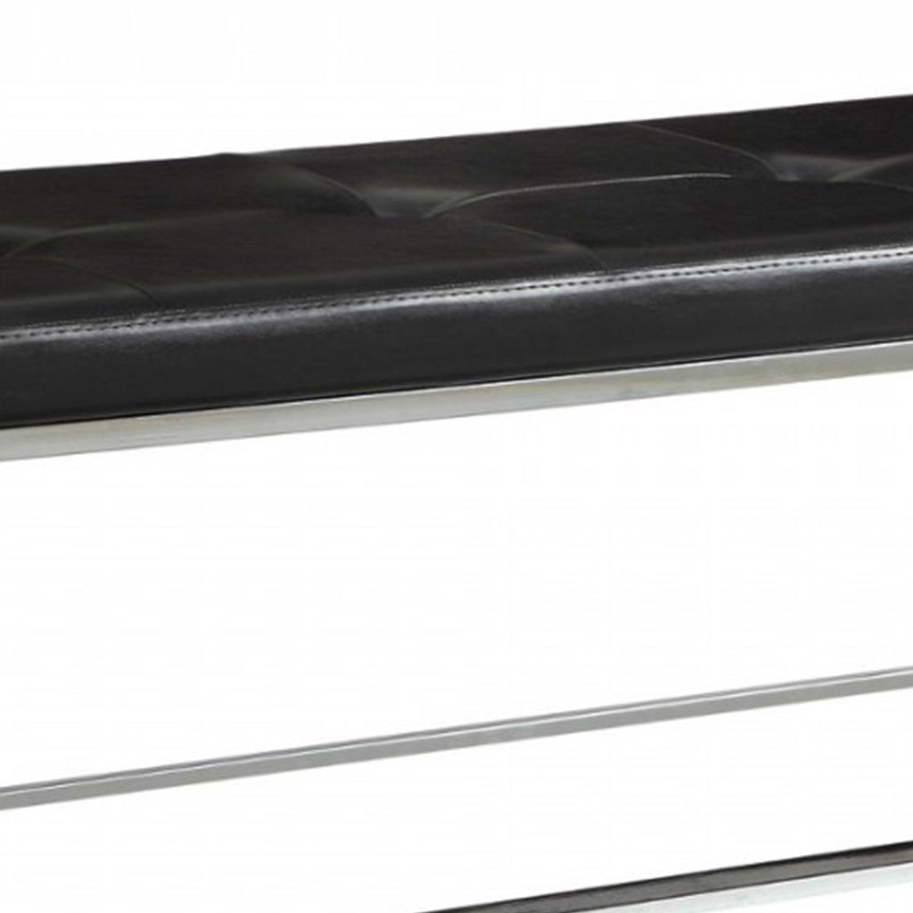 Black Bench E613144