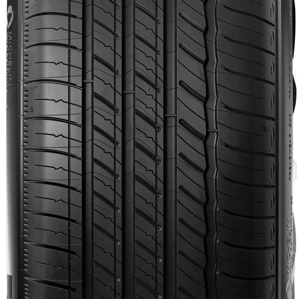 All-Season Tire 255/50R19/XL 107H R699